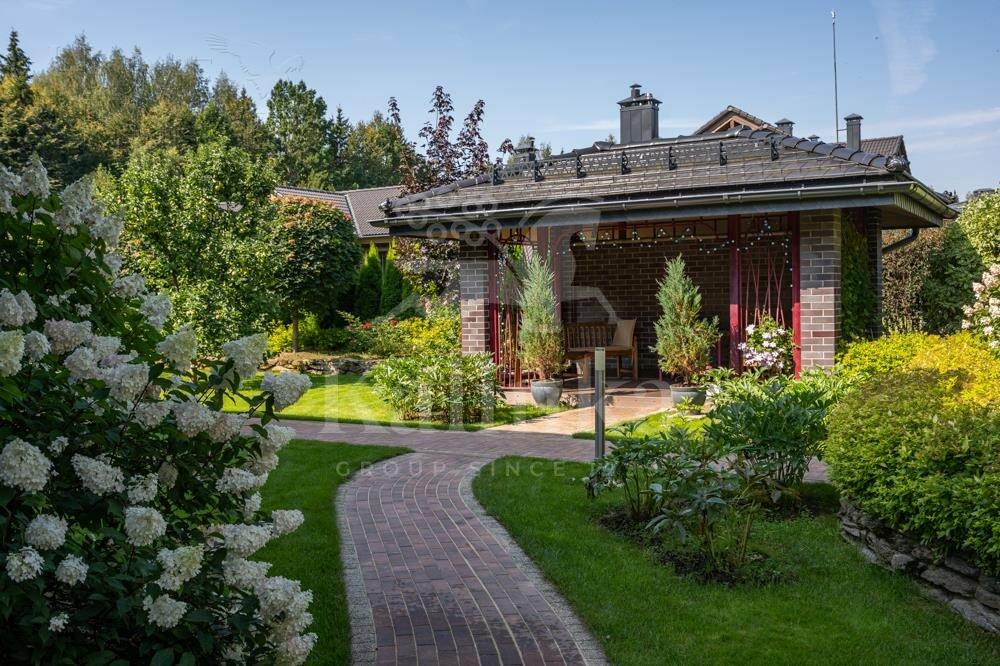 2-этажный коттедж 650 м² с отделкой