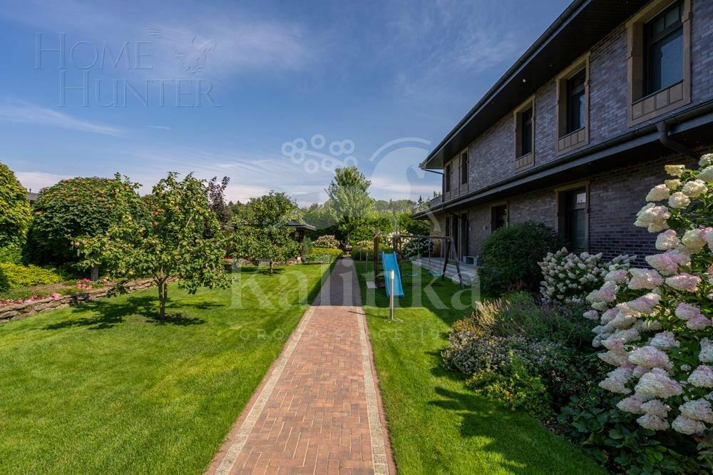 2-этажный коттедж 650 м² с отделкой