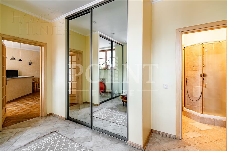 5-КОМН. КВАРТИРА С ОТДЕЛКОЙ 220.3 М² НА 2 ЭТАЖЕ