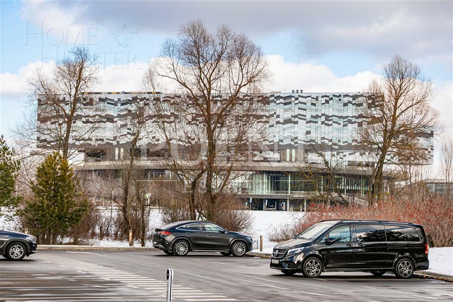 5-КОМН. КВАРТИРА С ОТДЕЛКОЙ 220.3 М² НА 2 ЭТАЖЕ