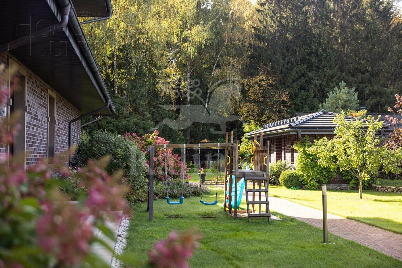 2-этажный коттедж 650 м² с отделкой