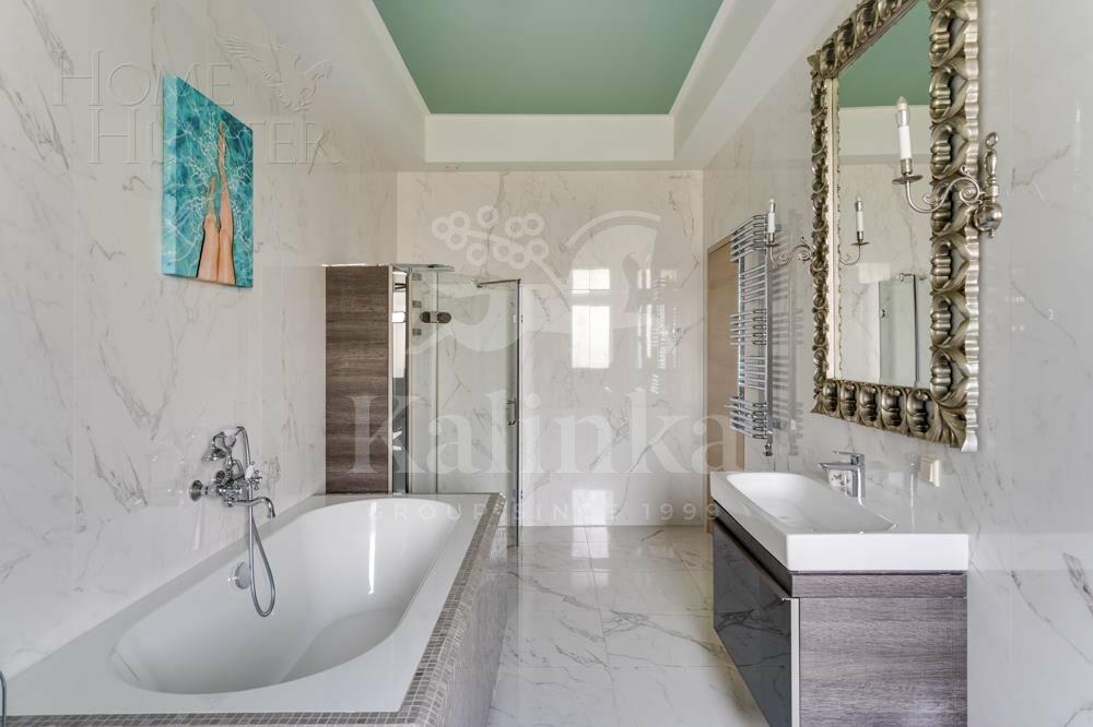 2-этажный коттедж 650 м² с отделкой