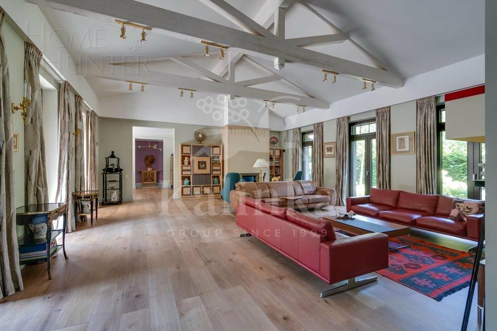 2-этажный коттедж 650 м² с отделкой