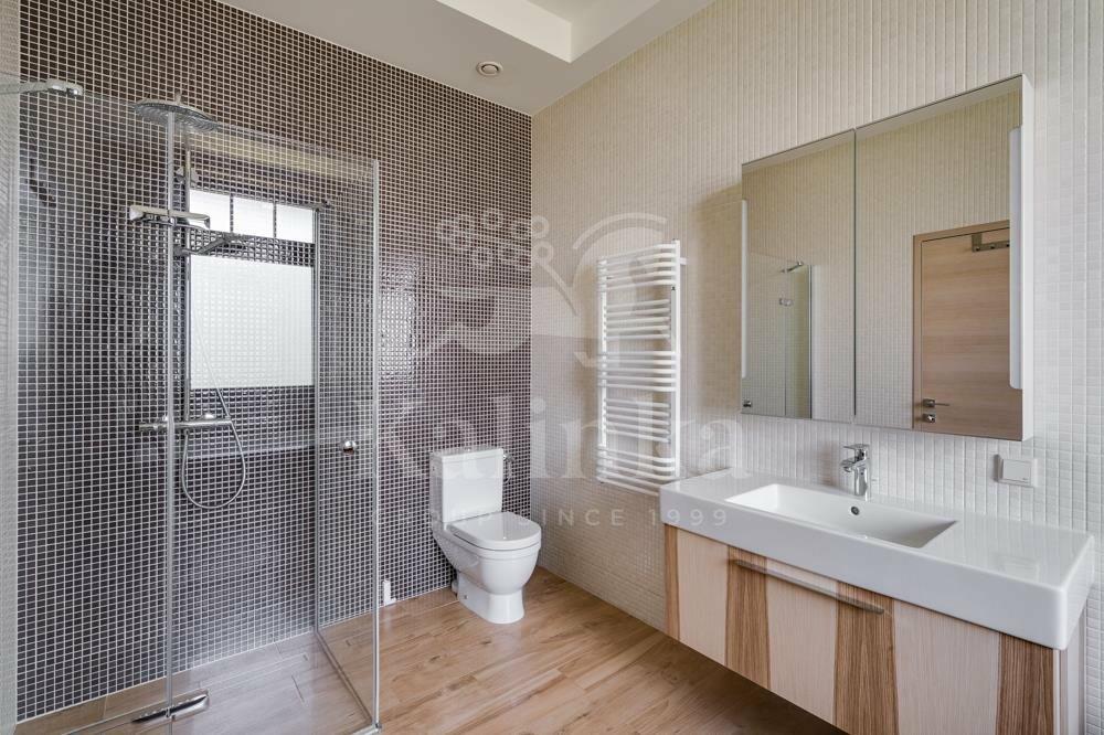 2-этажный коттедж 650 м² с отделкой