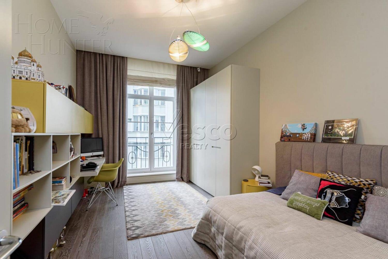 4-КОМН. КВАРТИРА С ОТДЕЛКОЙ 174 М² НА 3 ЭТАЖЕ