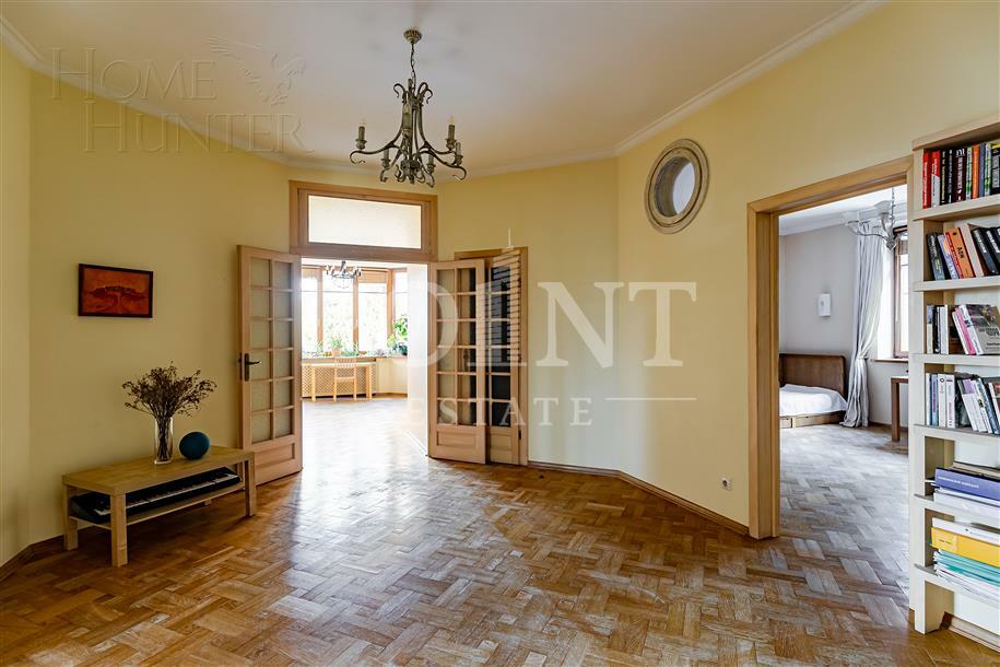 5-КОМН. КВАРТИРА С ОТДЕЛКОЙ 220.3 М² НА 2 ЭТАЖЕ