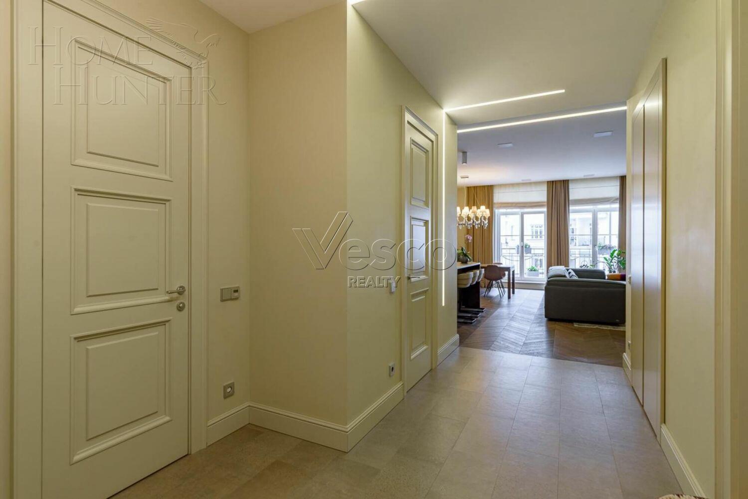 4-КОМН. КВАРТИРА С ОТДЕЛКОЙ 174 М² НА 3 ЭТАЖЕ