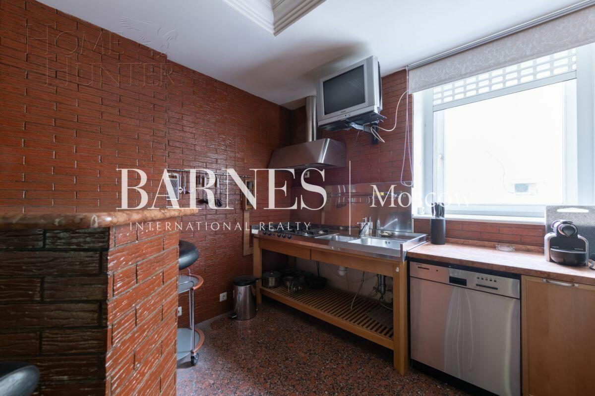 4-КОМН. КВАРТИРА С ОТДЕЛКОЙ 156 М² НА 4 ЭТАЖЕ