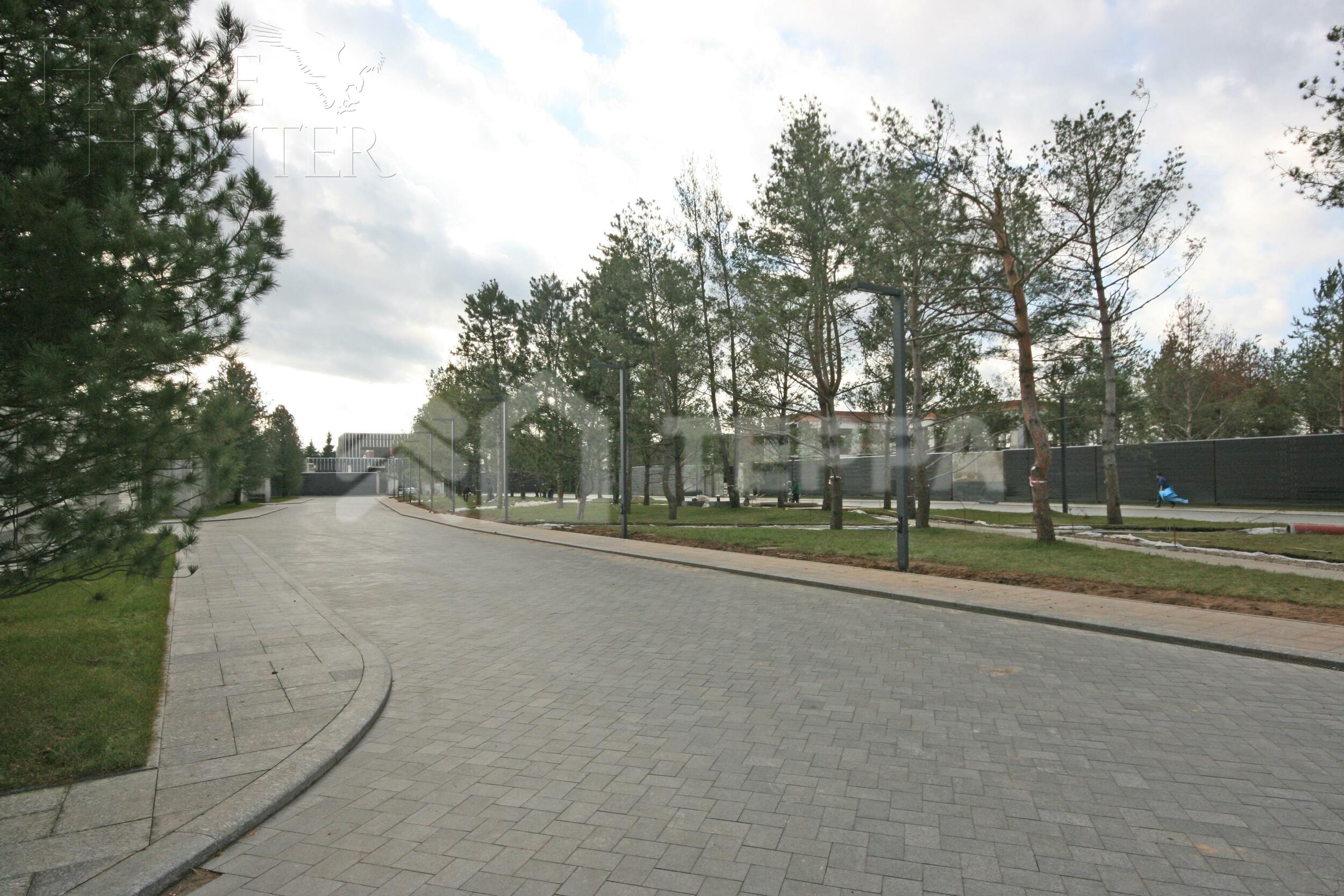 2-этажный коттедж 2 240 м² без отделки