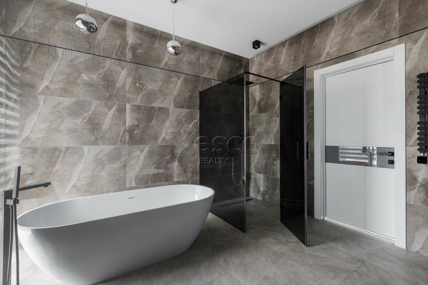 2-этажный коттедж 439 м² с отделкой