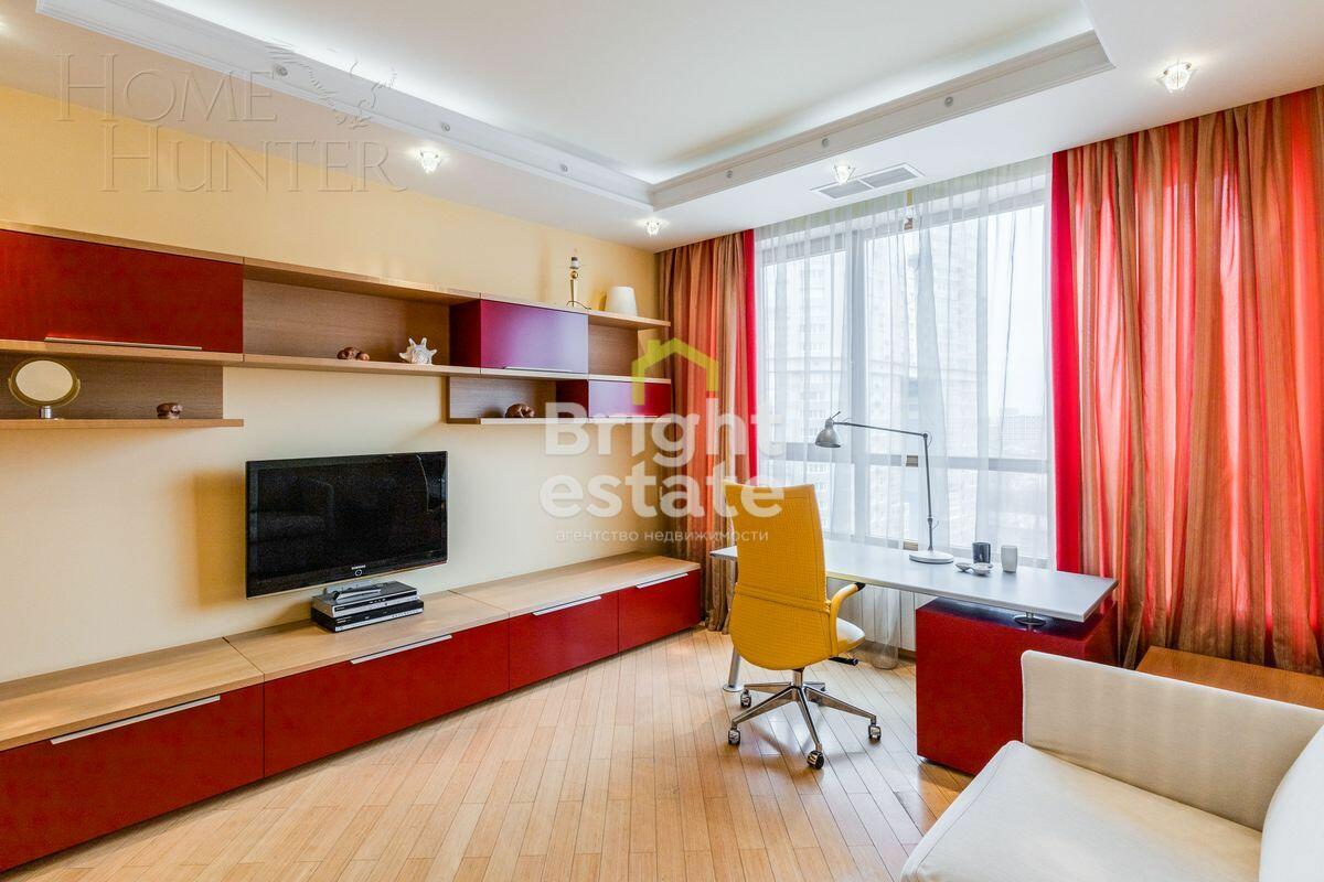 4-КОМН. КВАРТИРА С ОТДЕЛКОЙ 200 М² НА 13 ЭТАЖЕ