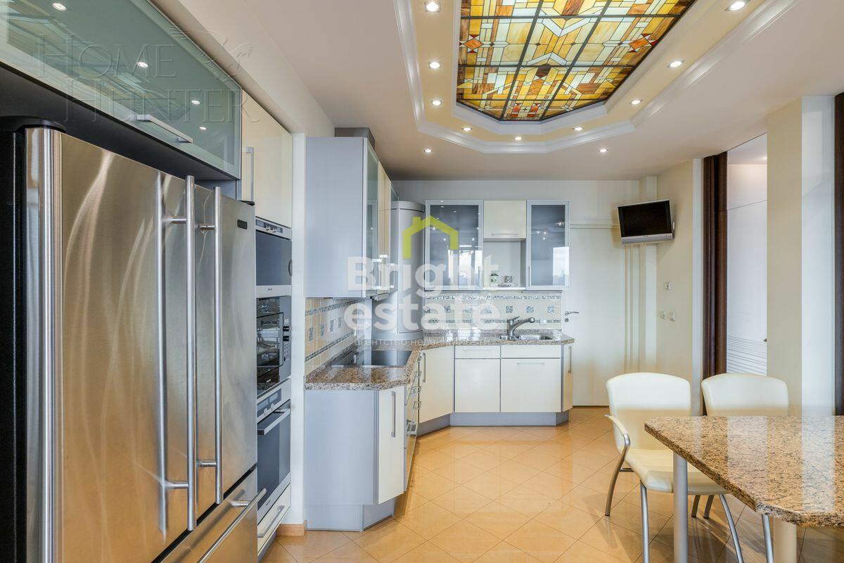 4-КОМН. КВАРТИРА С ОТДЕЛКОЙ 200 М² НА 13 ЭТАЖЕ