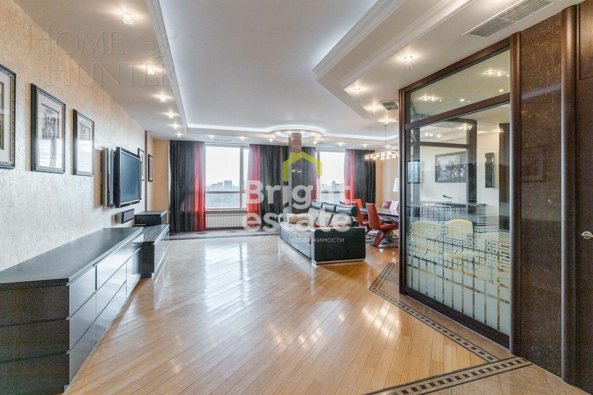 4-КОМН. КВАРТИРА С ОТДЕЛКОЙ 200 М² НА 13 ЭТАЖЕ