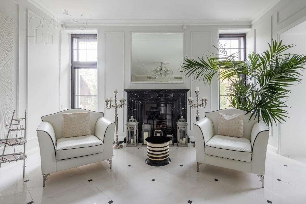 2-этажный коттедж 1 100 м² с отделкой