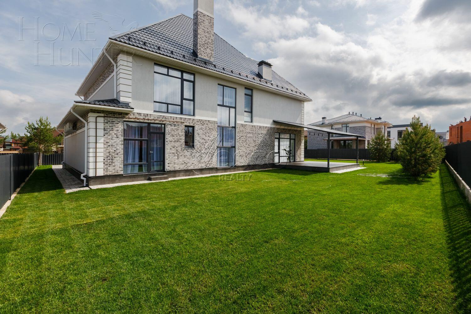 2-этажный коттедж 439 м² с отделкой