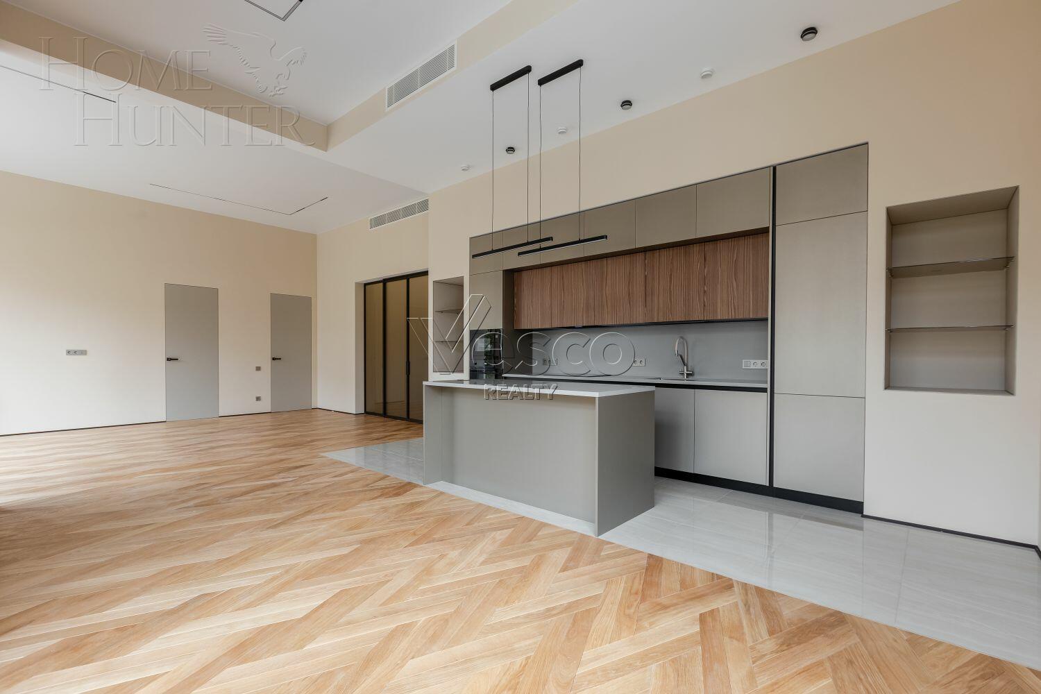 4-КОМН. АПАРТАМЕНТЫ БЕЗ ОТДЕЛКИ 181 М² НА 1 ЭТАЖЕ