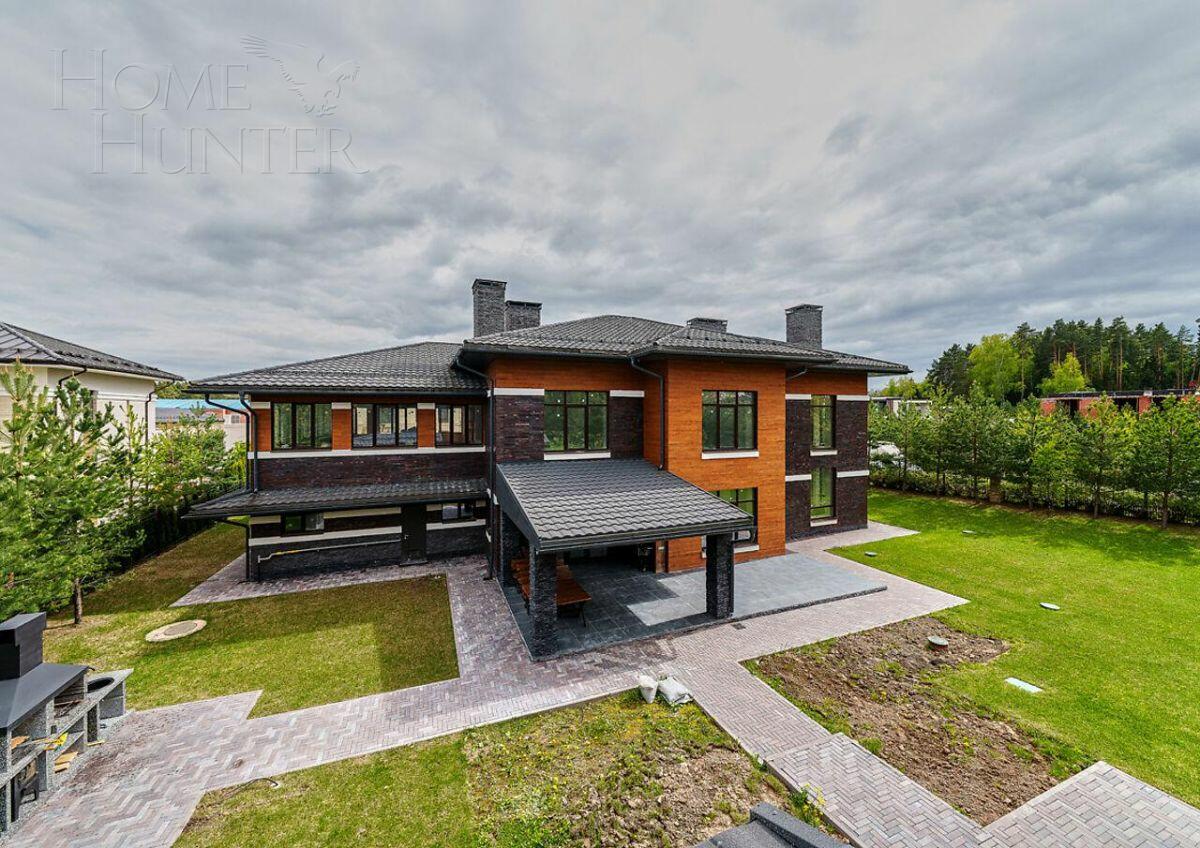 2-этажный коттедж 703 м² без отделки