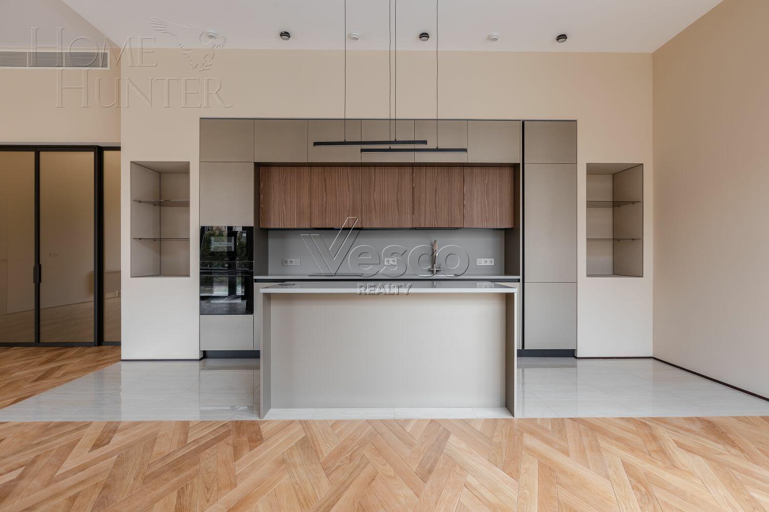 4-КОМН. АПАРТАМЕНТЫ БЕЗ ОТДЕЛКИ 181 М² НА 1 ЭТАЖЕ