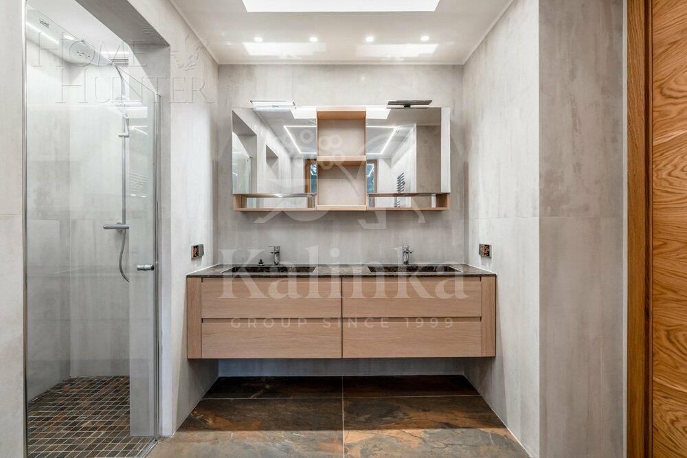 2-этажный коттедж 1 330 м² с отделкой