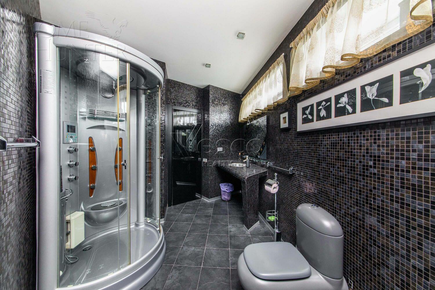 2-этажный коттедж 580 м² с отделкой