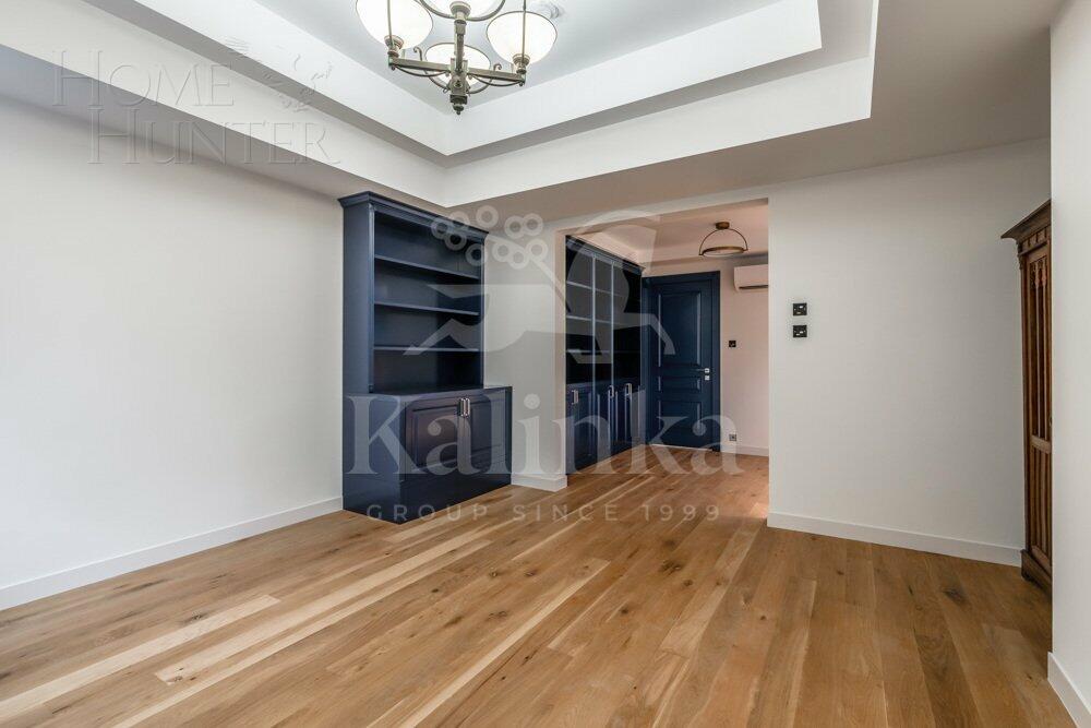 2-этажный коттедж 1 330 м² с отделкой