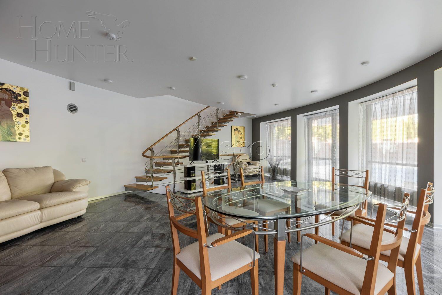 2-этажный коттедж 580 м² с отделкой