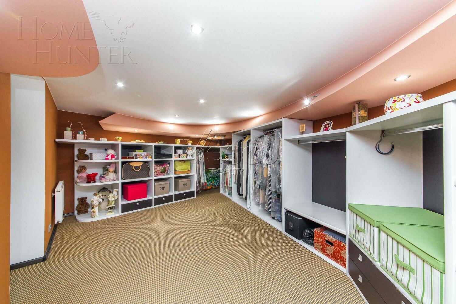 2-этажный коттедж 580 м² с отделкой