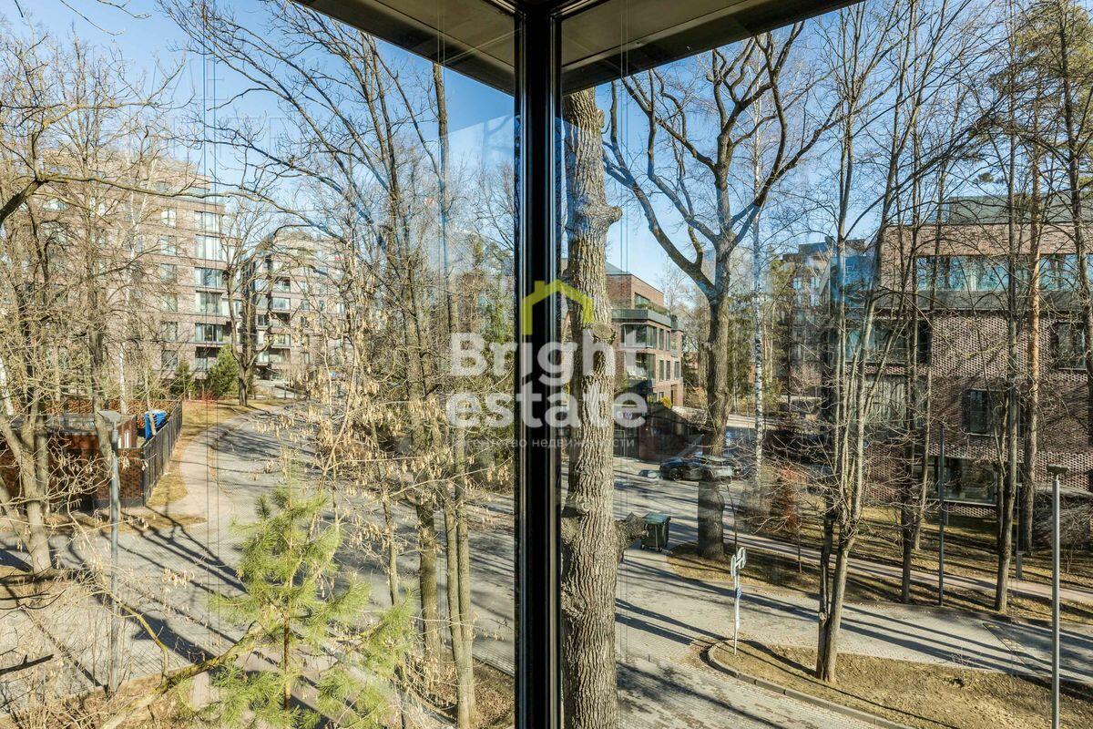 3-КОМН. КВАРТИРА С ОТДЕЛКОЙ 79 М² НА 3 ЭТАЖЕ