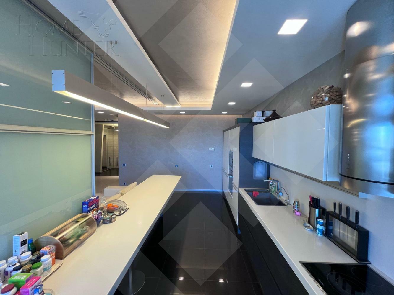 5-КОМН. КВАРТИРА С ОТДЕЛКОЙ 202.9 М² НА 26 ЭТАЖЕ