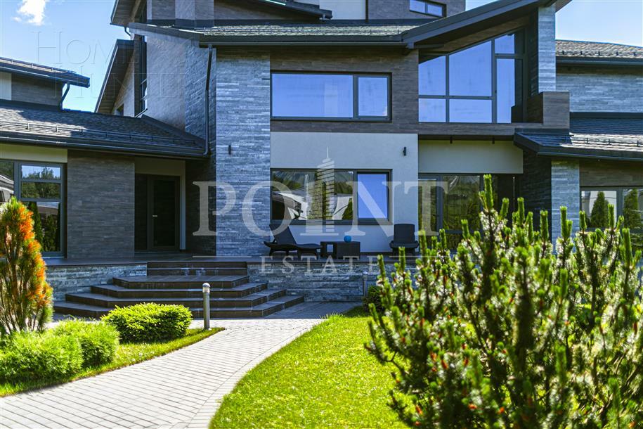 2-этажный коттедж 1 000 м² без отделки