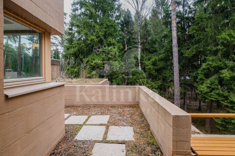 2-этажный коттедж 1 330 м² с отделкой