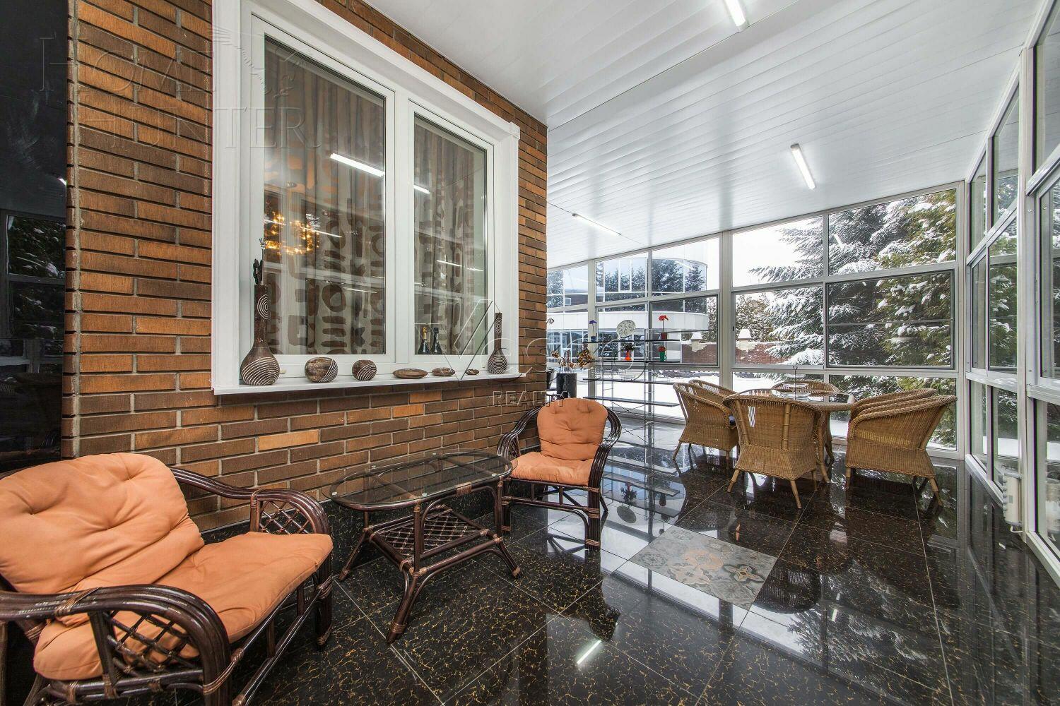 2-этажный коттедж 580 м² с отделкой