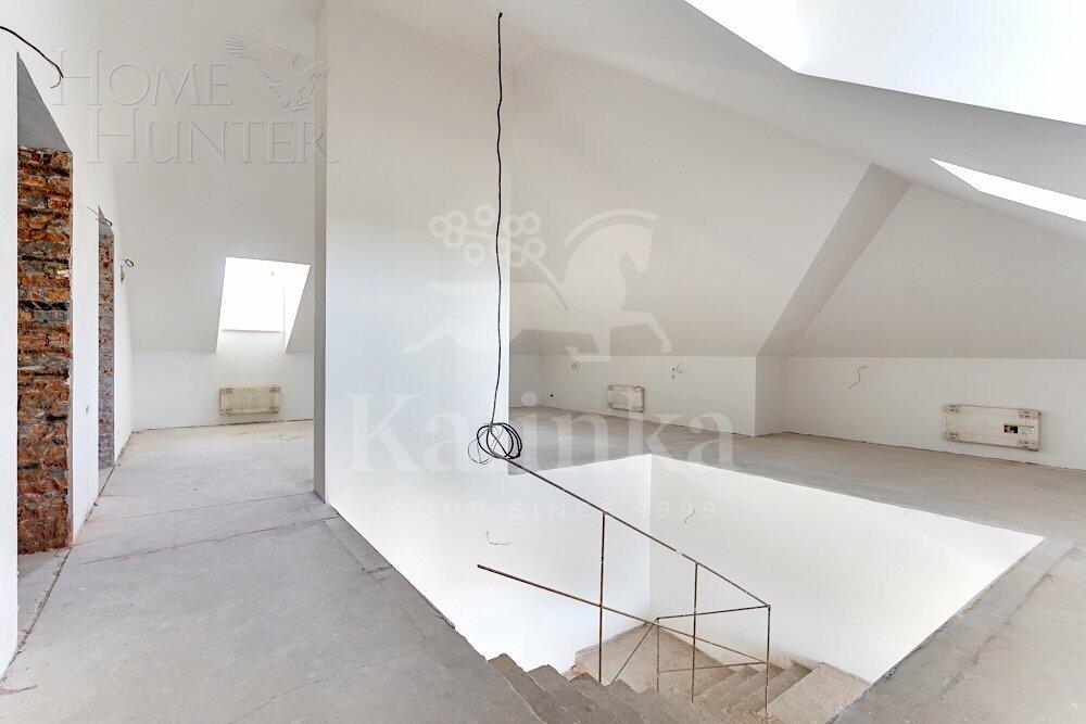 2-этажный коттедж 2 000 м² без отделки