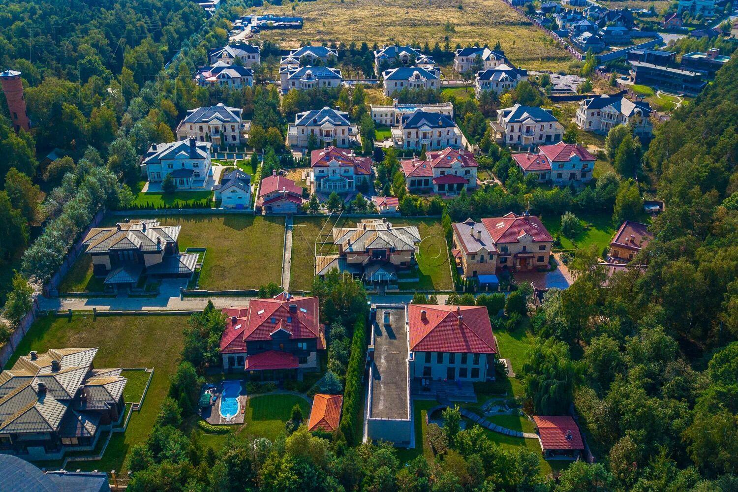 Участок 42.7 сот. в охраняемом поселке