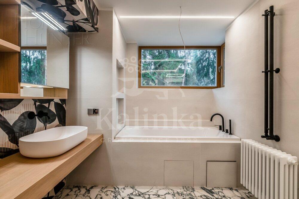 2-этажный коттедж 1 330 м² с отделкой