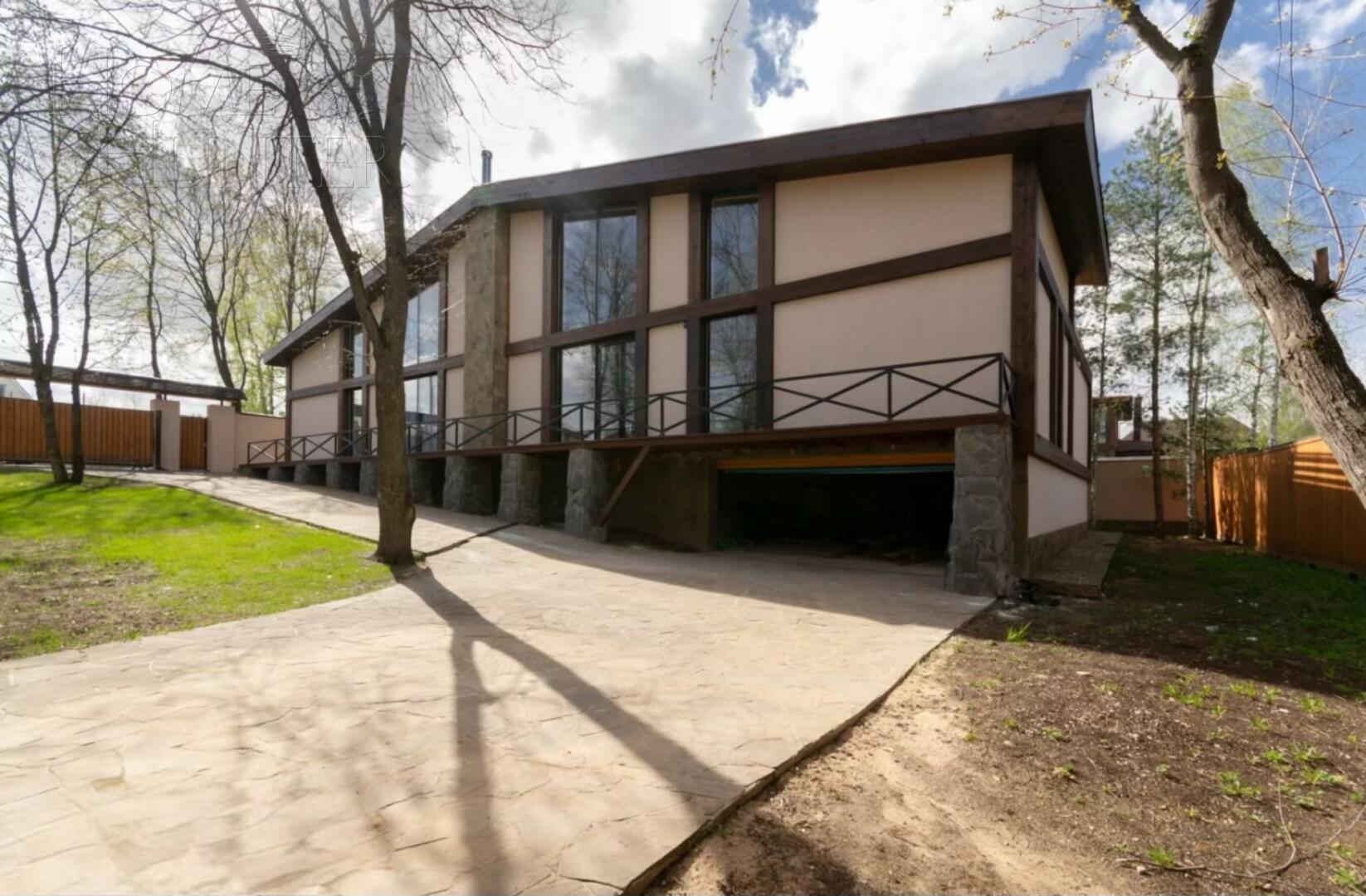 2-этажный коттедж 500 м² с отделкой