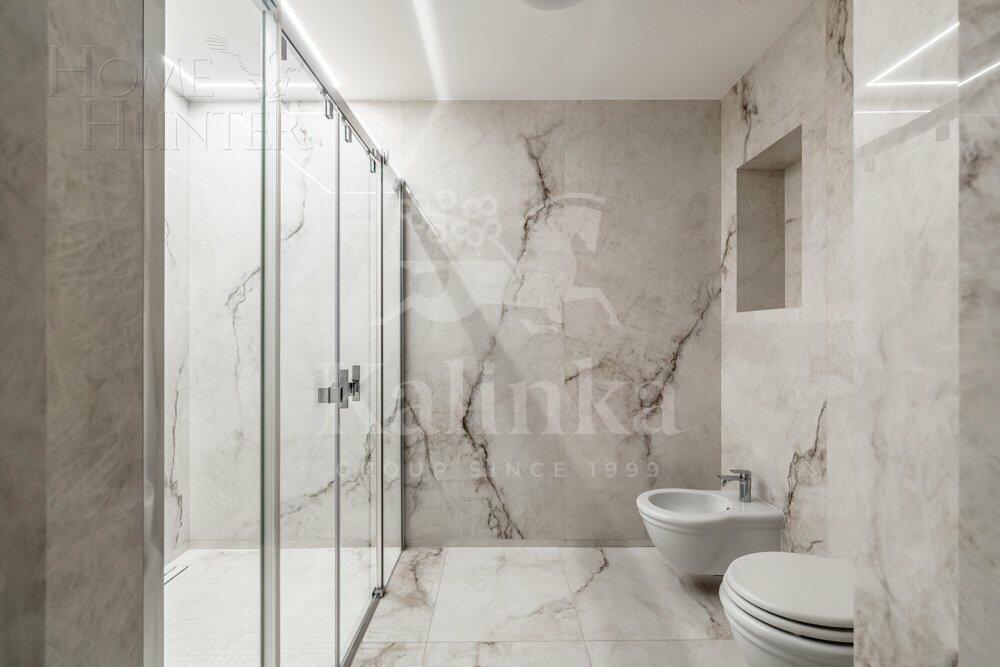 2-этажный коттедж 1 330 м² с отделкой