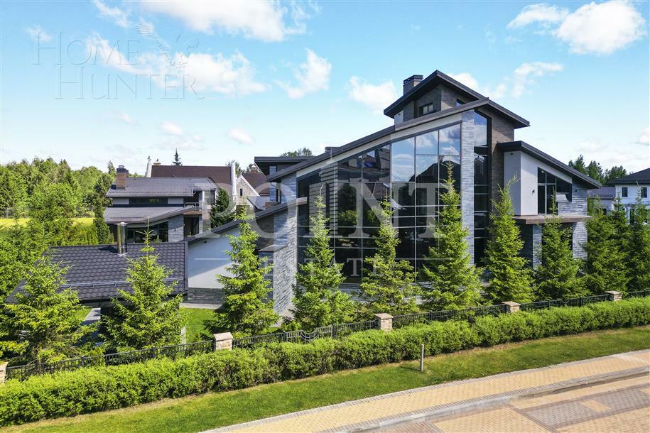 2-этажный коттедж 1 000 м² без отделки