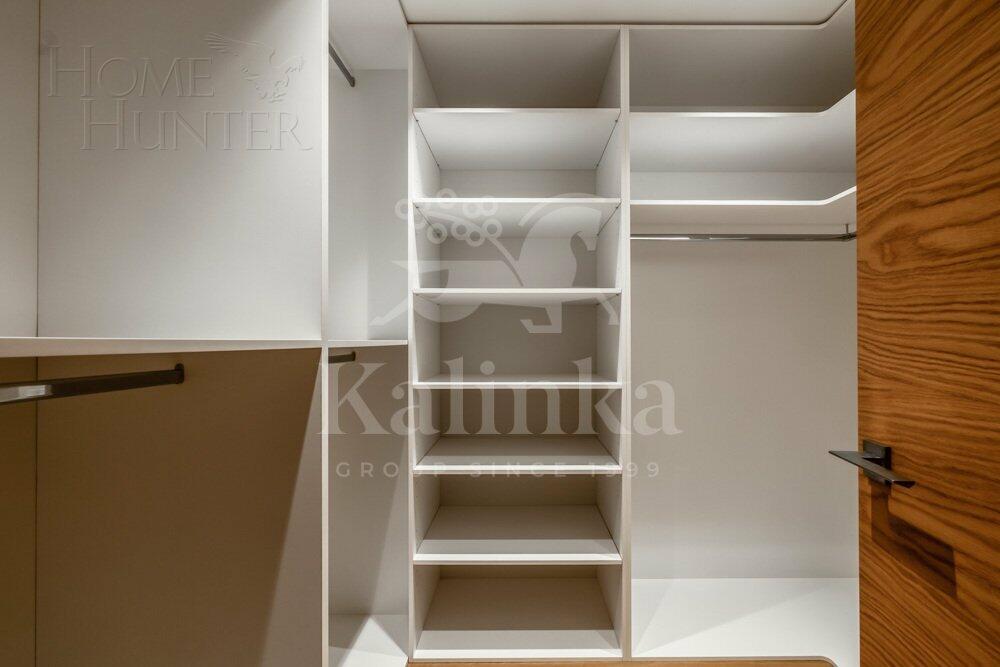 2-этажный коттедж 1 330 м² с отделкой