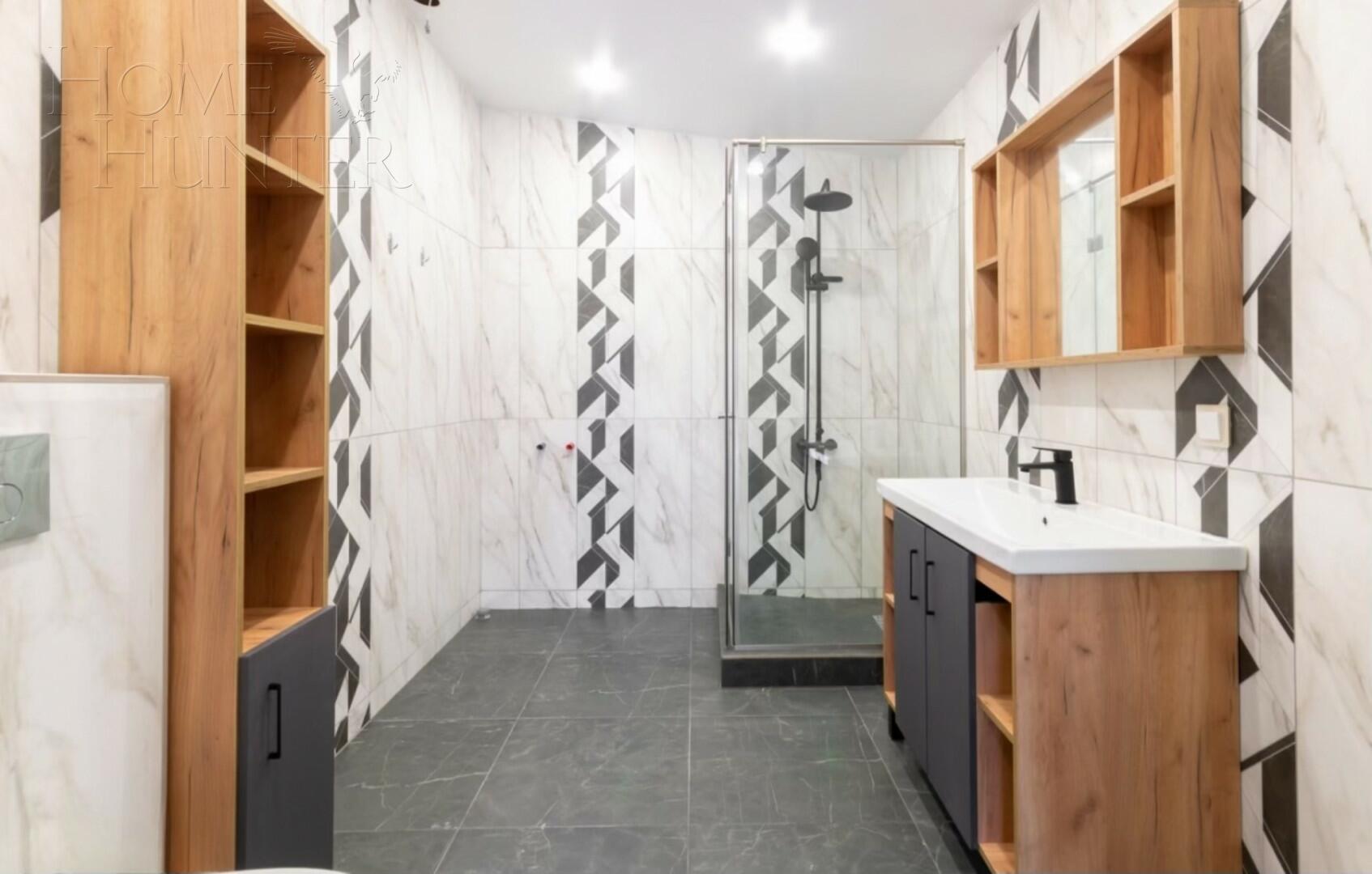 2-этажный коттедж 500 м² с отделкой