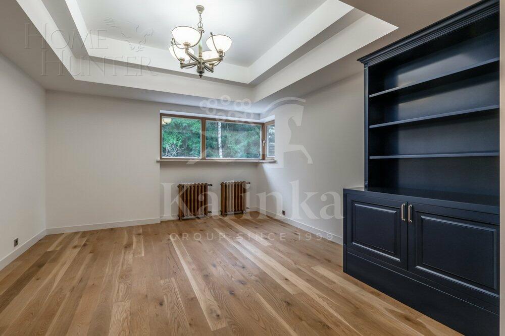 2-этажный коттедж 1 330 м² с отделкой