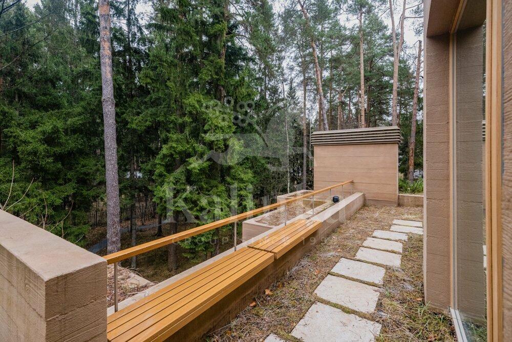 2-этажный коттедж 1 330 м² с отделкой