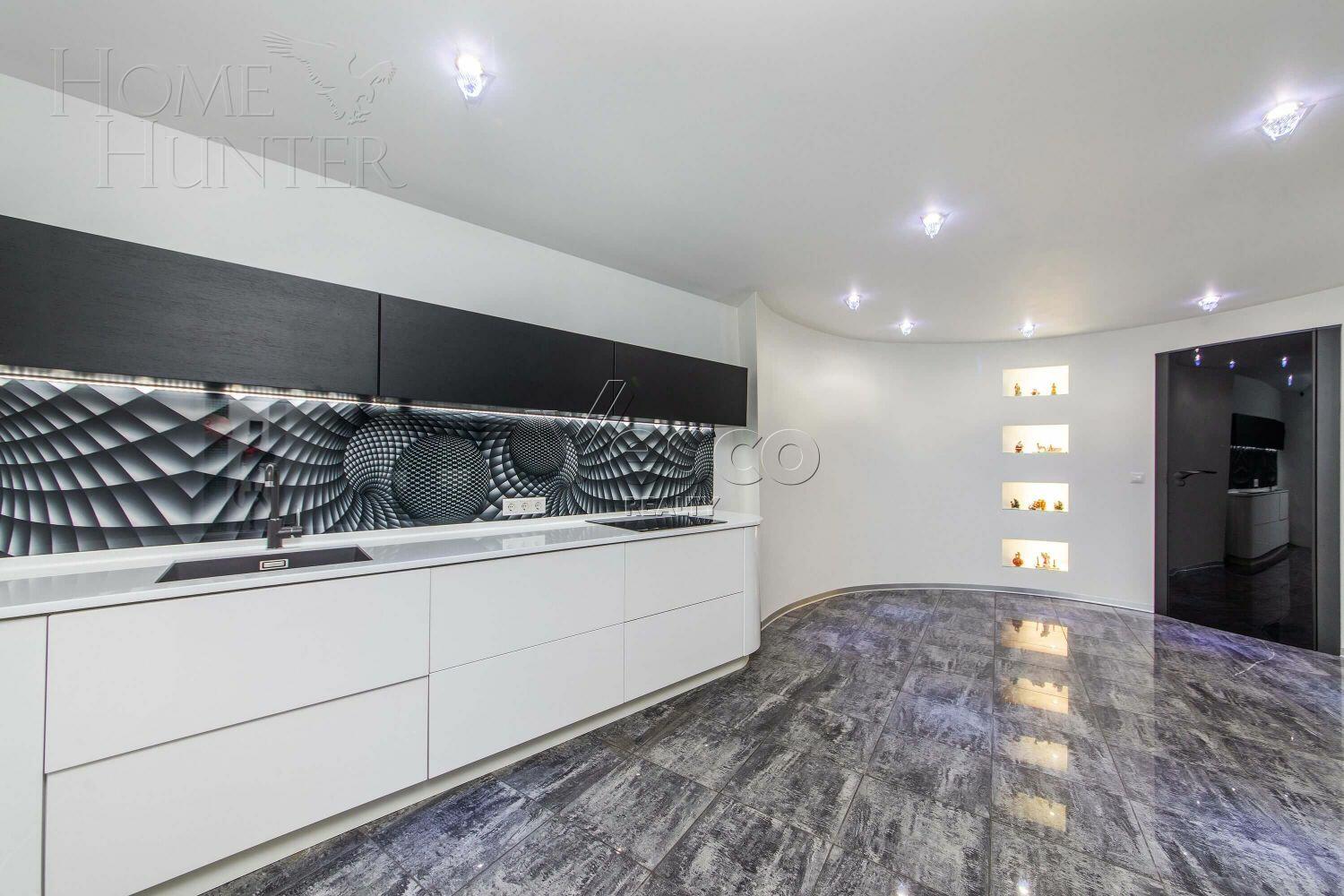 2-этажный коттедж 580 м² с отделкой