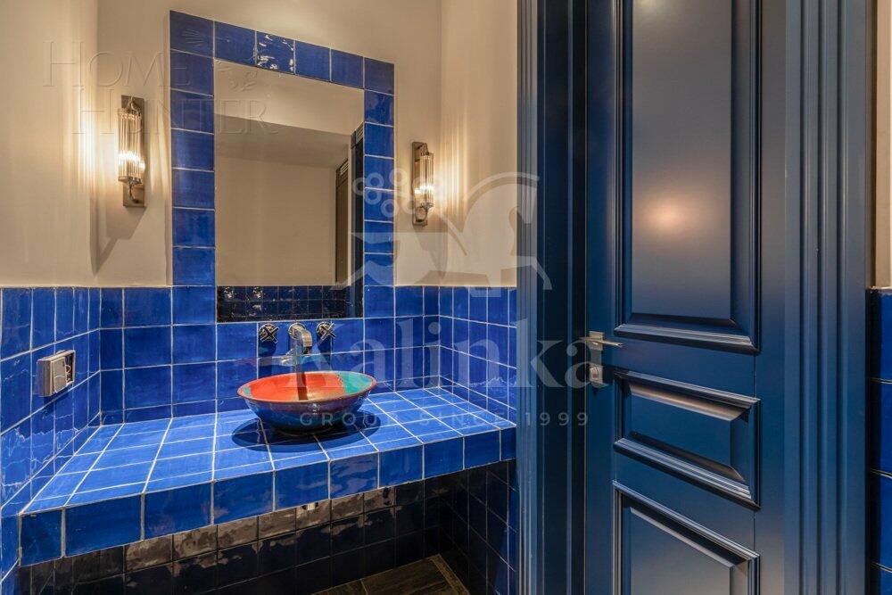 2-этажный коттедж 1 330 м² с отделкой