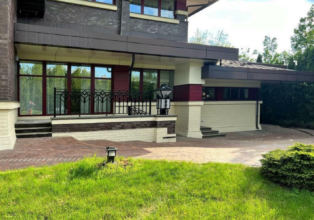 2-этажный коттедж 900 м² с отделкой