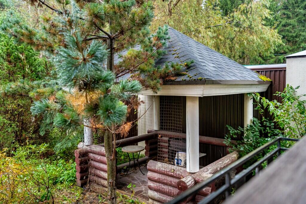 2-этажный коттедж 440 м² с отделкой