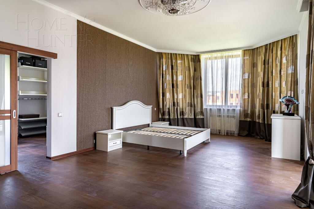 2-этажный коттедж 750 м² с отделкой