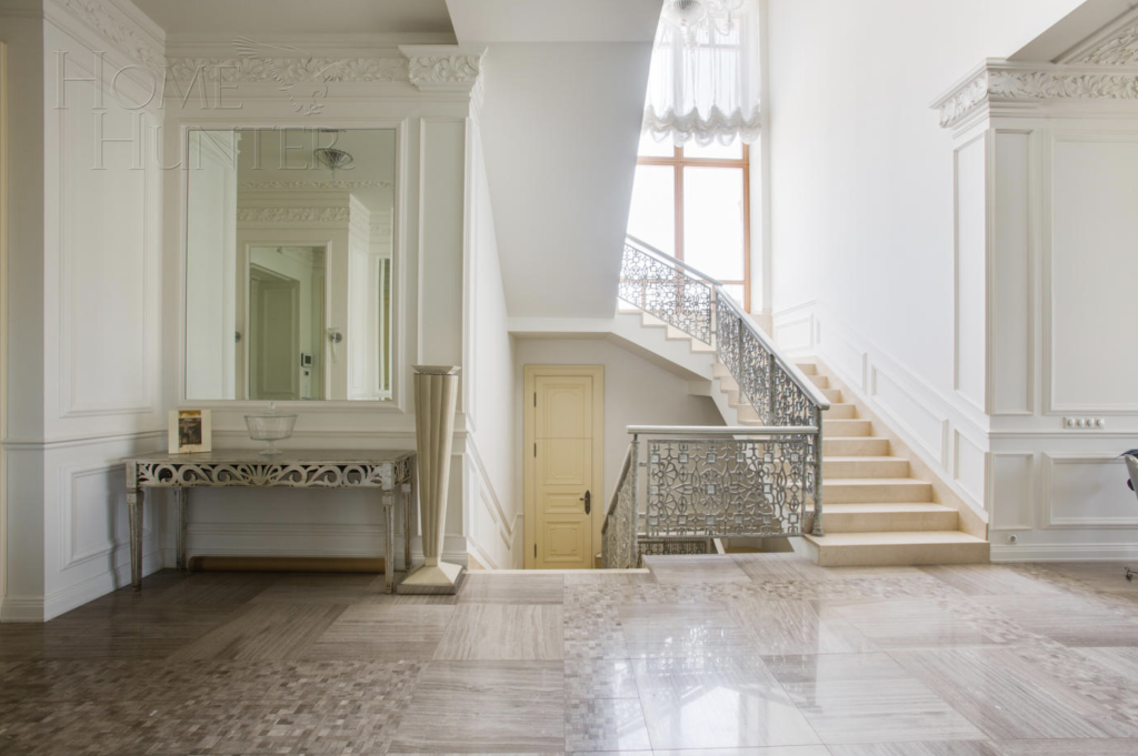 2-этажный коттедж 700 м² с отделкой