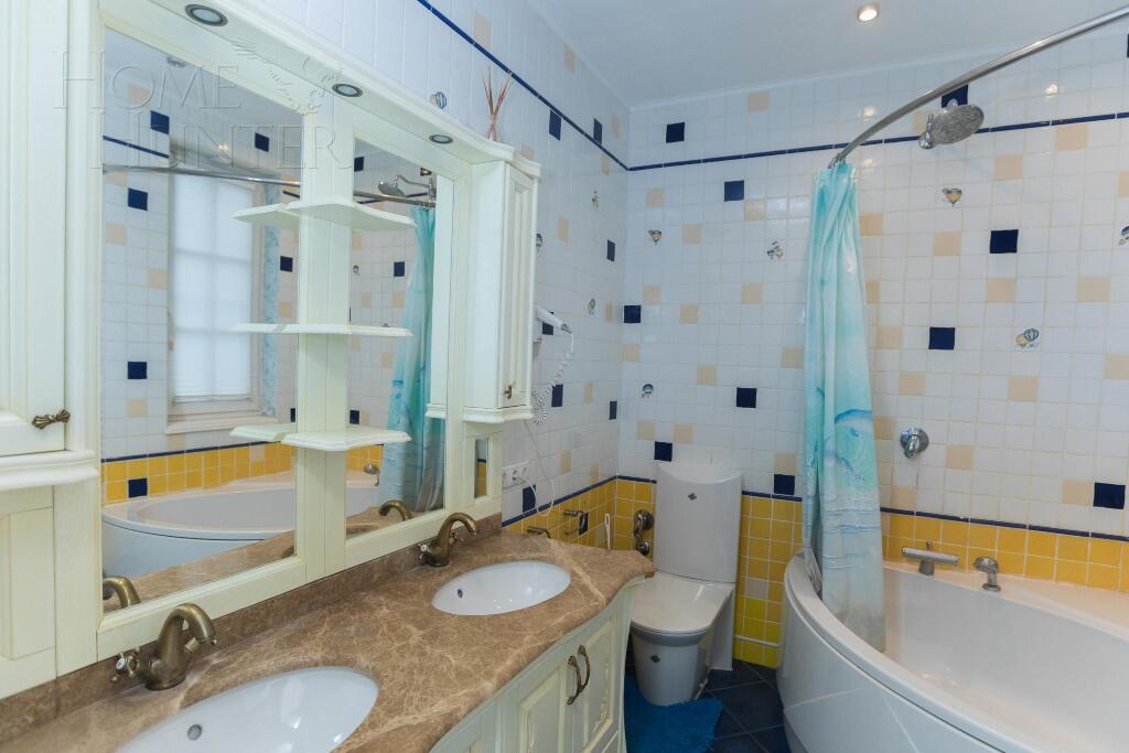 2-этажный коттедж 800 м² с отделкой