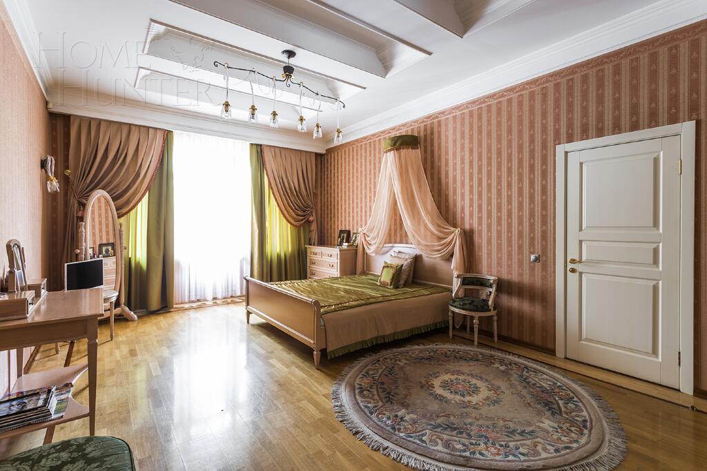 2-этажный коттедж 560 м² с отделкой